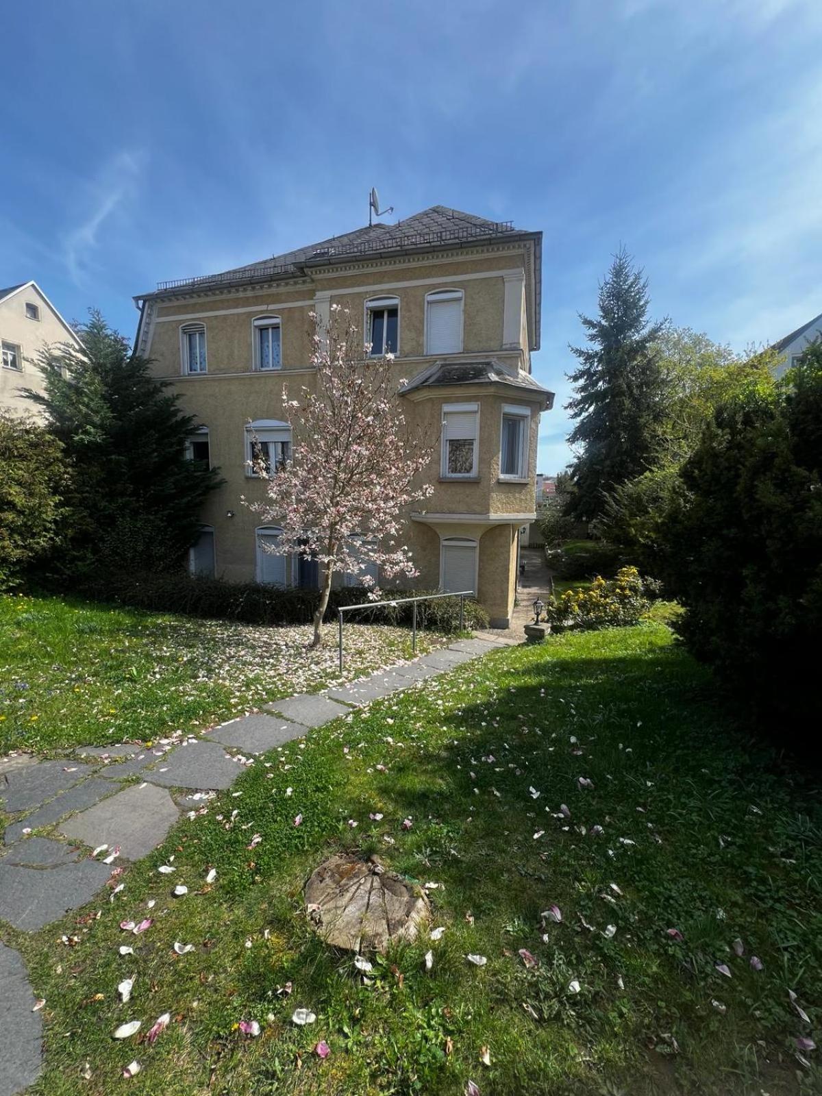 105 Quadratmeter Apartment, Parkplatz, Kinderfreundlich, 6 Personen, Wifi, Vollausgestattete Kueche, Crimmitschau Exterior photo